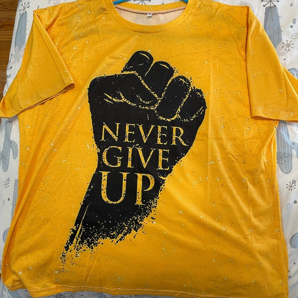 Beautiful t shirt for the summer ❤️